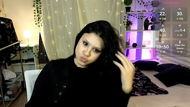 Nicole Parshikova online show from October 30, 2025, 10:27 am