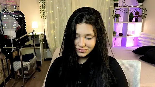 Nicole Parshikova online show from November 3, 2025, 10:05 am