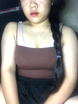 Snapshot of Linhmai_bb chatting on September 8, 2025, 3:33 pm Linhmai bb online show from September 8, 2025, 3:33 pm