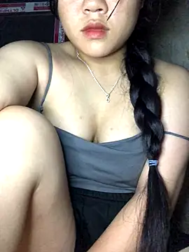 Snapshot of Linhmai_bb chatting on September 11, 2025, 4:18 pm Linhmai bb online show from September 11, 2025, 4:18 pm