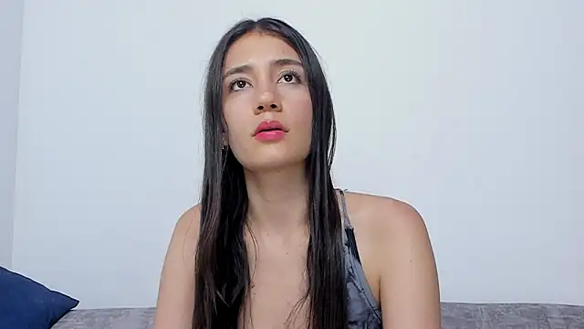 Snapshot of catalella_0 chatting on February 21, 2026, 11:50 pm catalella 0 online show from February 21, 2026, 11:50 pm