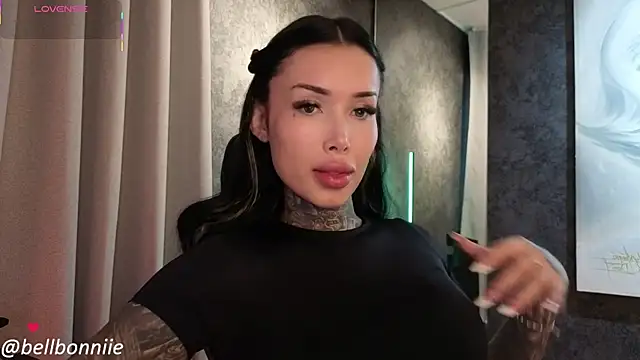 belllbonniie online show from November 6, 2025, 5:58 pm