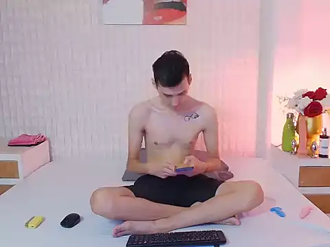 Snapshot of LuigiMarchetti chatting on November 9, 2025, 8:07 pm LuigiMarchetti online show from November 9, 2025, 8:07 pm