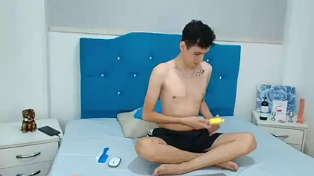 Snapshot of LuigiMarchetti chatting on January 5, 2026, 8:23 pm LuigiMarchetti online show from January 5, 2026, 8:23 pm