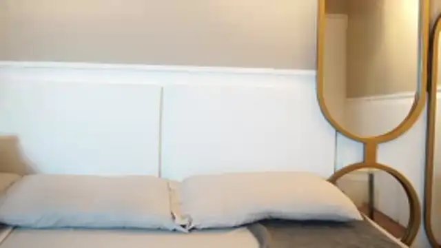 Tayler Kim online show from October 23, 2025, 6:28 pm