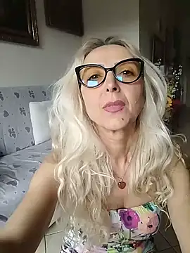 Snapshot of _sexyBLONDE46_ chatting on February 14, 2026, 11:18 am sexyBLONDE46 online show from February 14, 2026, 11:18 am