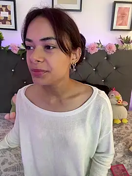 Im Lyan online show from November 29, 2025, 3:37 pm