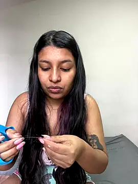 Snapshot of _Chloe_Smith chatting on October 28, 2025, 3:36 pm Chloe Smith online show from October 28, 2025, 3:36 pm