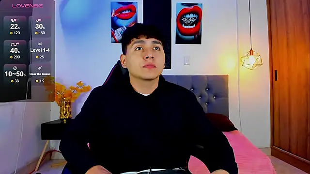 Snapshot of Nicolas_James_Sc chatting on December 2, 2025, 1:39 pm Nicolas James Sc online show from December 2, 2025, 1:39 pm