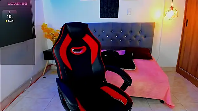 Snapshot of Nicolas_James_Sc chatting on December 4, 2025, 1:42 pm Nicolas James Sc online show from December 4, 2025, 1:42 pm