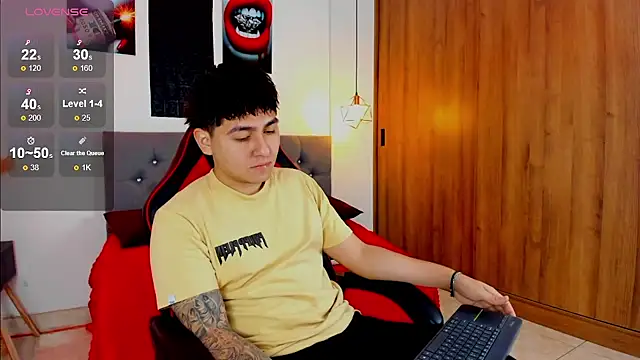 Snapshot of Nicolas_James_Sc chatting on December 22, 2025, 1:41 pm Nicolas James Sc online show from December 22, 2025, 1:41 pm