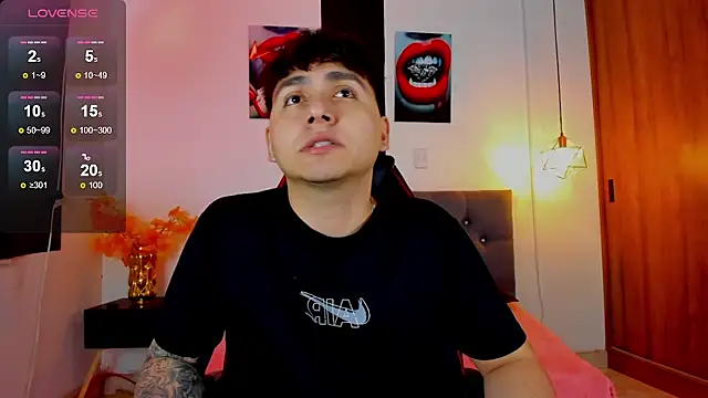 Snapshot of Nicolas_James_Sc chatting on February 7, 2026, 12:53 pm Nicolas James Sc online show from February 7, 2026, 12:53 pm