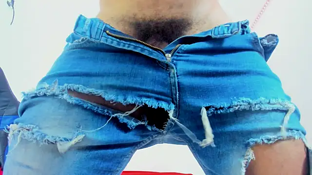 Snapshot of magic_mike_26 chatting on October 22, 2025, 1:44 pm magic mike 26 online show from October 22, 2025, 1:44 pm