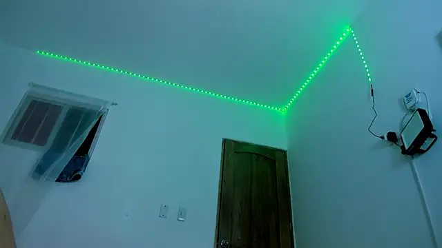 Snapshot of magic_mike_26 chatting on October 23, 2025, 10:03 am magic mike 26 online show from October 23, 2025, 10:03 am