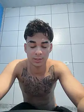 Snapshot of condenovin chatting on November 20, 2025, 3:56 pm condenovin online show from November 20, 2025, 3:56 pm