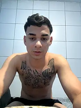 Snapshot of condenovin chatting on November 29, 2025, 9:29 pm condenovin online show from November 29, 2025, 9:29 pm