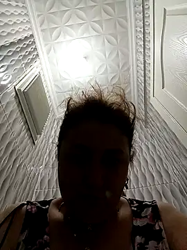  ateslisinirsiz  online show from September 20, 2025, 11:06 pm