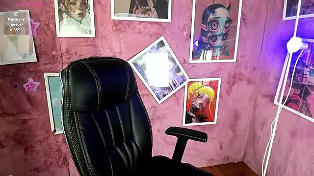 Snapshot of Mystic_blue chatting on February 26, 2026, 12:48 pm Mystic blue online show from February 26, 2026, 12:48 pm