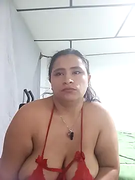 Snapshot of SaraDirty- chatting on October 2, 2025, 4:19 am SaraDirty- online show from October 2, 2025, 4:19 am