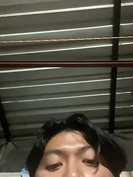 Snapshot of santyhotbi chatting on February 11, 2026, 6:29 am santyhotbi online show from February 11, 2026, 6:29 am