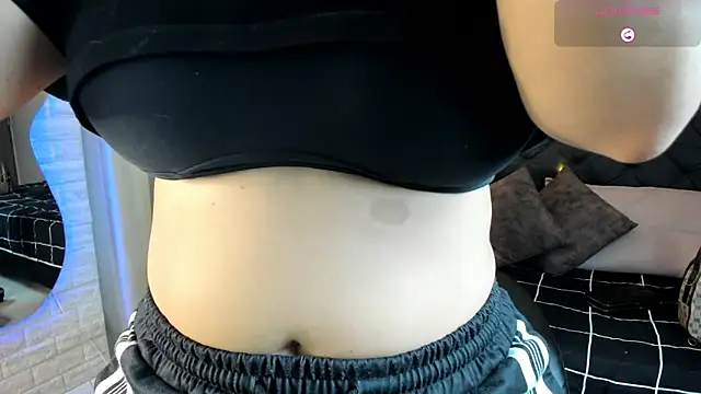 sophie  blare online show from March 18, 2026, 7:06 pm