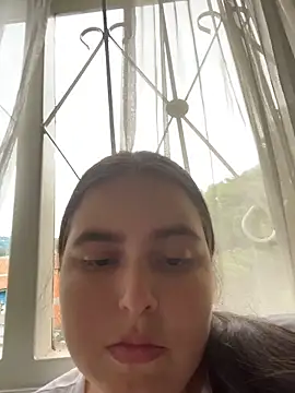 mia-08martinez  online show from June 1, 2026, 9:27 pm