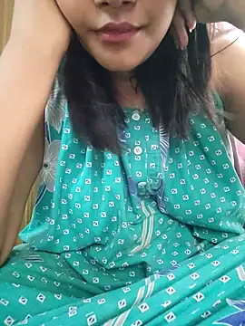 Snapshot of Tasty_Crush chatting on September 9, 2025, 4:45 am Tasty Crush online show from September 9, 2025, 4:45 am