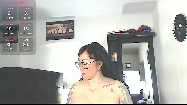 Vicky hotmilf online show from November 11, 2025, 11:10 am