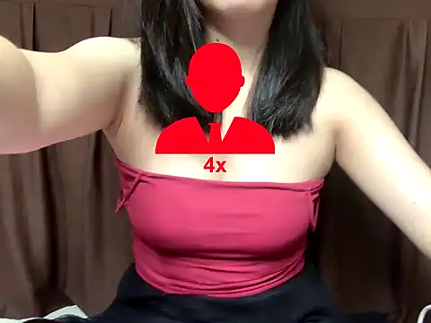 Snapshot of Thu_yaha chatting on October 6, 2025, 3:31 pm Thu yaha online show from October 6, 2025, 3:31 pm