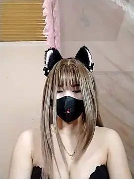 Snapshot of Helen69x chatting on December 17, 2025, 4:02 pm Helen69x online show from December 17, 2025, 4:02 pm