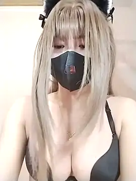 Snapshot of Helen69x chatting on December 20, 2025, 2:57 pm Helen69x online show from December 20, 2025, 2:57 pm