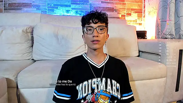 Snapshot of mhatias_ chatting on February 5, 2026, 3:44 am mhatias online show from February 5, 2026, 3:44 am