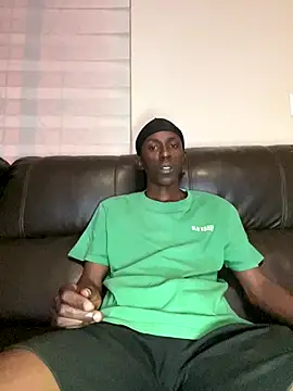 Snapshot of MeneerIan chatting on October 16, 2025, 10:11 pm MeneerIan online show from October 16, 2025, 10:11 pm