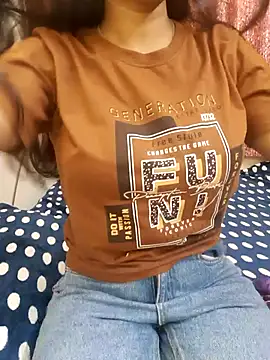 Snapshot of Sexy_Mal89 chatting on February 19, 2026, 6:37 pm Sexy Mal89 online show from February 19, 2026, 6:37 pm