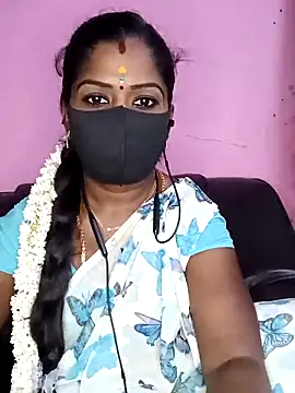 Snapshot of tamilammukuttyy chatting on September 17, 2025, 5:47 pm tamilammukuttyy online show from September 17, 2025, 5:47 pm