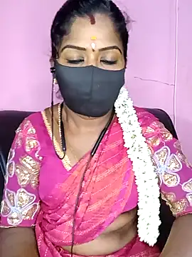 Snapshot of tamilammukuttyy chatting on September 20, 2025, 9:32 am tamilammukuttyy online show from September 20, 2025, 9:32 am