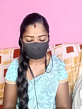 Snapshot of tamilammukuttyy chatting on November 26, 2025, 2:45 am tamilammukuttyy online show from November 26, 2025, 2:45 am