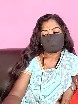 Snapshot of tamilammukuttyy chatting on December 20, 2025, 5:25 am tamilammukuttyy online show from December 20, 2025, 5:25 am