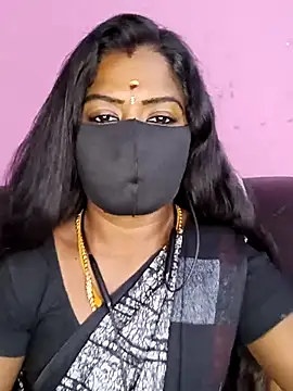 Snapshot of tamilammukuttyy chatting on February 12, 2026, 2:39 am tamilammukuttyy online show from February 12, 2026, 2:39 am