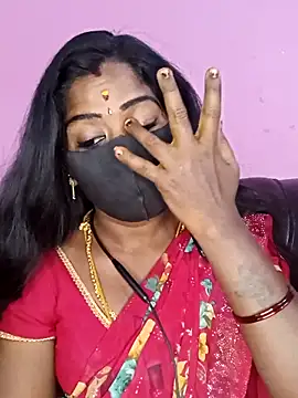 Snapshot of tamilammukuttyy chatting on February 16, 2026, 6:09 am tamilammukuttyy online show from February 16, 2026, 6:09 am