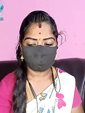 Snapshot of tamilammukuttyy chatting on March 21, 2026, 12:48 am tamilammukuttyy online show from March 21, 2026, 12:48 am