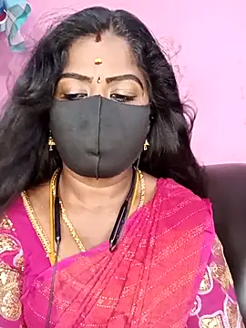 Snapshot of tamilammukuttyy chatting on March 22, 2026, 10:51 am tamilammukuttyy online show from March 22, 2026, 10:51 am