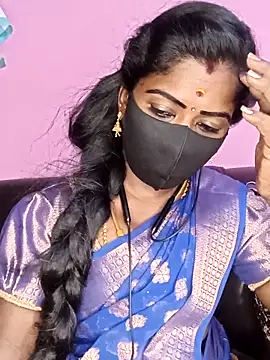 Snapshot of tamilammukuttyy chatting on March 25, 2026, 3:29 pm tamilammukuttyy online show from March 25, 2026, 3:29 pm
