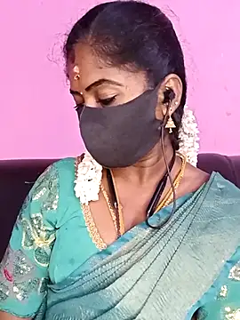 Snapshot of tamilammukuttyy chatting on April 14, 2026, 6:08 am tamilammukuttyy online show from April 14, 2026, 6:08 am