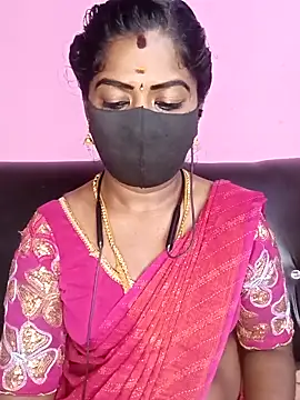 Snapshot of tamilammukuttyy chatting on April 15, 2026, 11:27 pm tamilammukuttyy online show from April 15, 2026, 11:27 pm