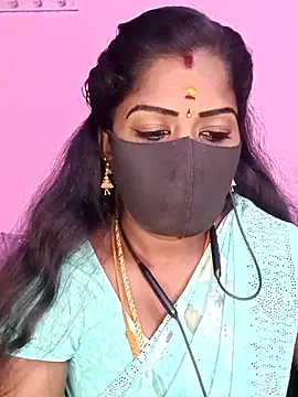 Snapshot of tamilammukuttyy chatting on April 23, 2026, 7:52 am tamilammukuttyy online show from April 23, 2026, 7:52 am