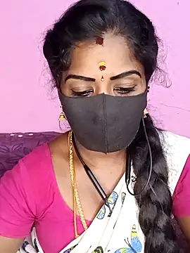 Snapshot of tamilammukuttyy chatting on April 27, 2026, 2:59 pm tamilammukuttyy online show from April 27, 2026, 2:59 pm
