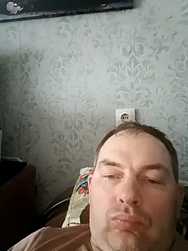 Snapshot of SummerArthur chatting on September 20, 2025, 9:43 am SummerArthur online show from September 20, 2025, 9:43 am