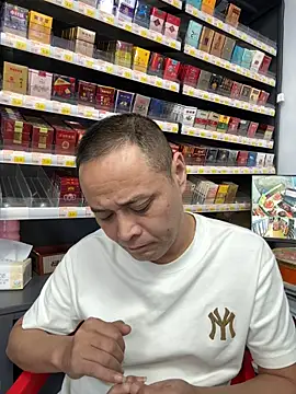 dajiba4718 online show from November 10, 2025, 11:31 am