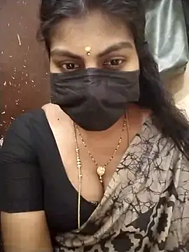 Snapshot of Nithiila chatting on January 10, 2026, 7:21 am Nithiila online show from January 10, 2026, 7:21 am